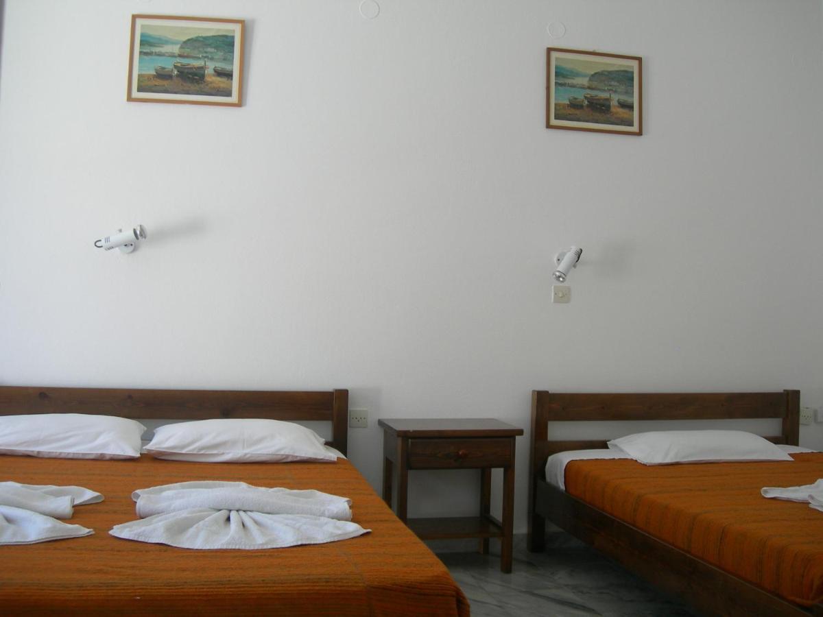 Bizas Rooms & Studios Parikia  Bilik gambar